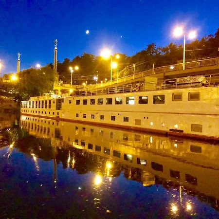 Florentina Boat Πράγα Εξωτερικό φωτογραφία