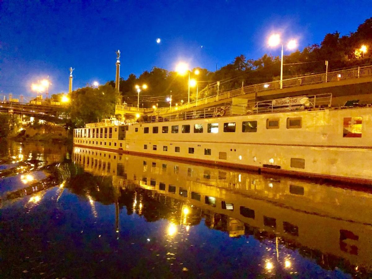 Florentina Boat Πράγα Εξωτερικό φωτογραφία